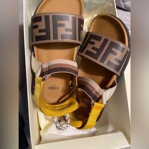Fendi FF logo sandals yellow/brown